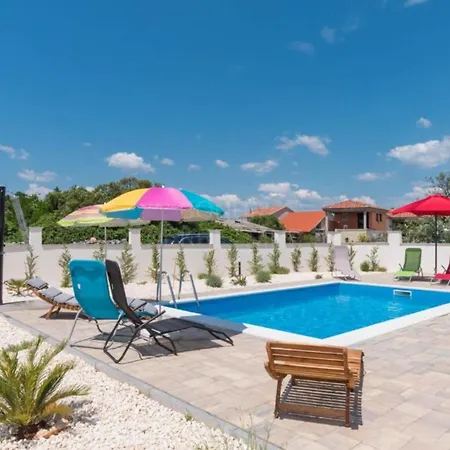 Sunrise With Outdoor Pool Villa Šibenik