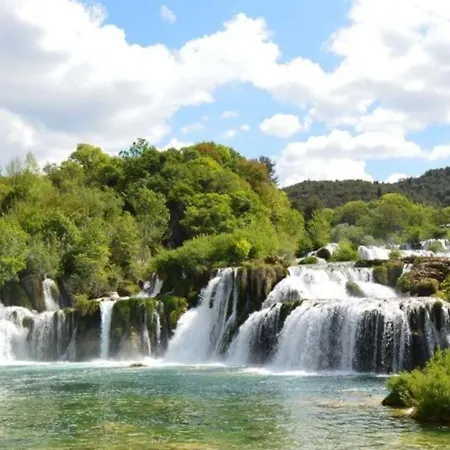 Villa Sunrise With Outdoor Pool Šibenik