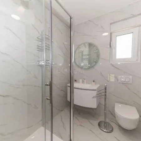 Sunrise With Outdoor Pool Šibenik