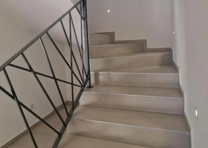 Villa Sunrise With Outdoor Pool