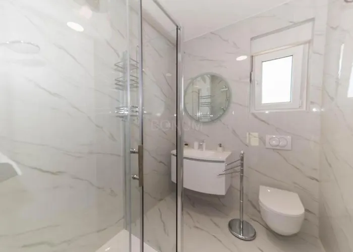 Sunrise With Outdoor Pool Šibenik