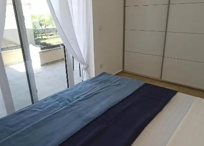 Sunrise With Outdoor Pool Šibenik